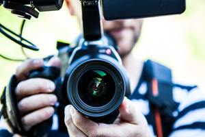 4 Things to Consider When Hiring a Videographer