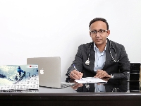 Videographer Find The Best Asthma Doctor Near Me - Dr. Sanchayan Roy in New Delhi 